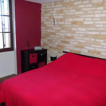 Maison Atypique A 2 Holiday home *