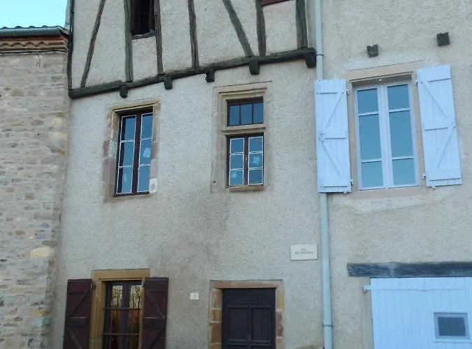 Maison Atypique à 2 * Cordes-sur-Ciel