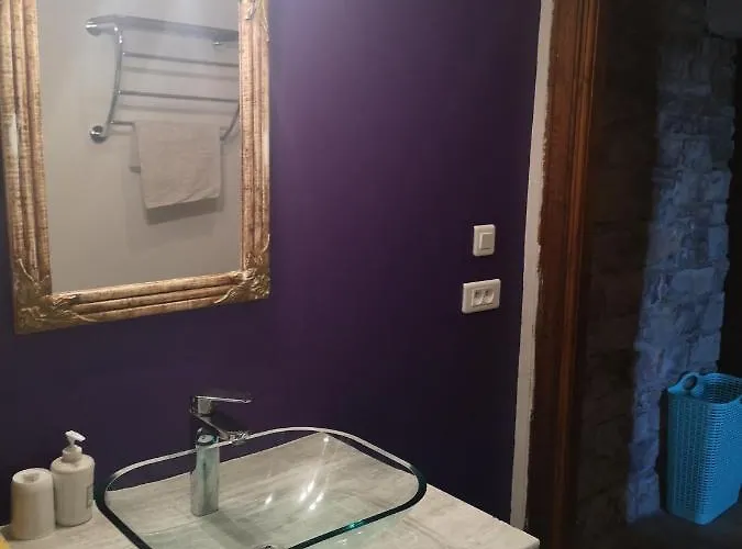 Maison Atypique à 2 * Cordes-sur-Ciel