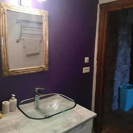 Maison Atypique à 2 * Cordes-sur-Ciel